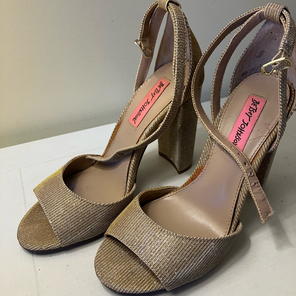 Betsey Johnson gold heels